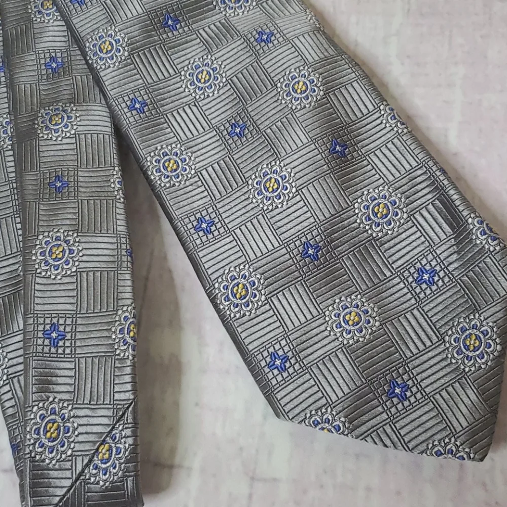 Jos. A. Banks Floral Print Gray Necktie